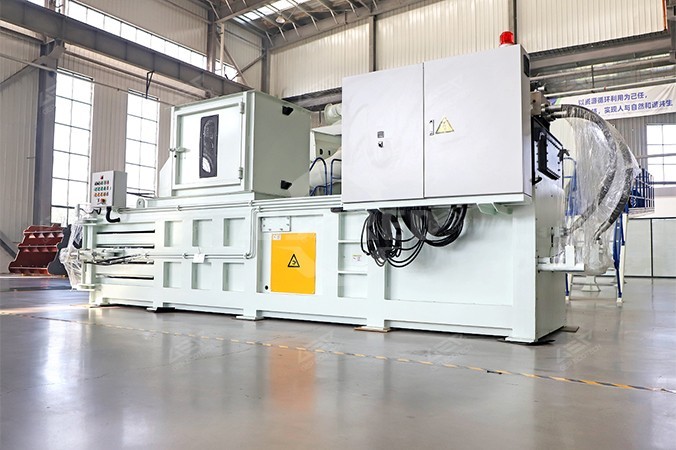 Гидравлический пресс-подборщик