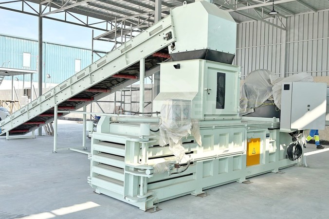 Гидравлический пресс для проекта прессования вторсырья из ТКО (100 тонн/месяц) на Ближнем Востоке