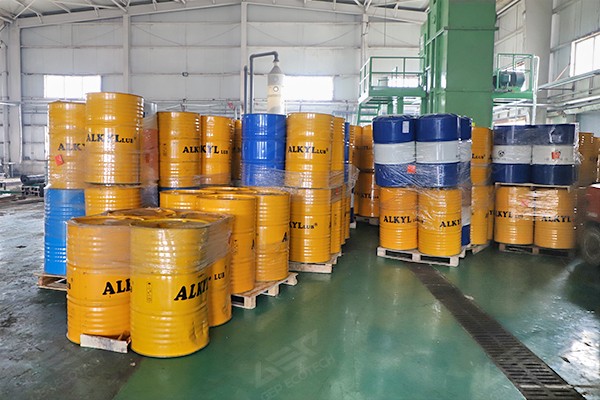 Металлическая бочка