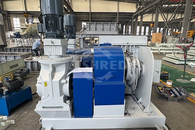 Станок для извлечения бортовой проволоки из шин (Tire Debeader)